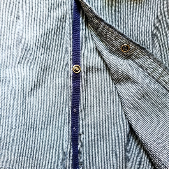 Express | Cotton Chambray Pinstripe Collar Shirt - Picture 5 of 8